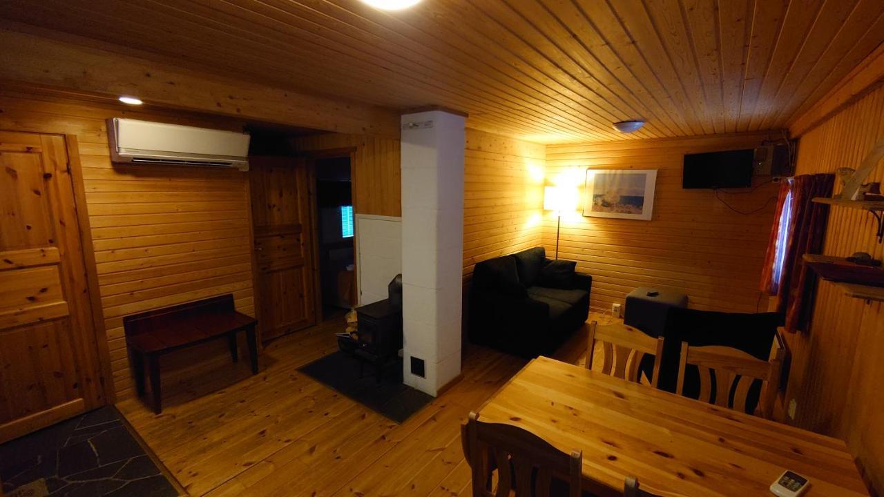 Hotel Guossi Karigasniemi Exterior photo